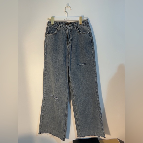 women jeans - Picture 1 of 2